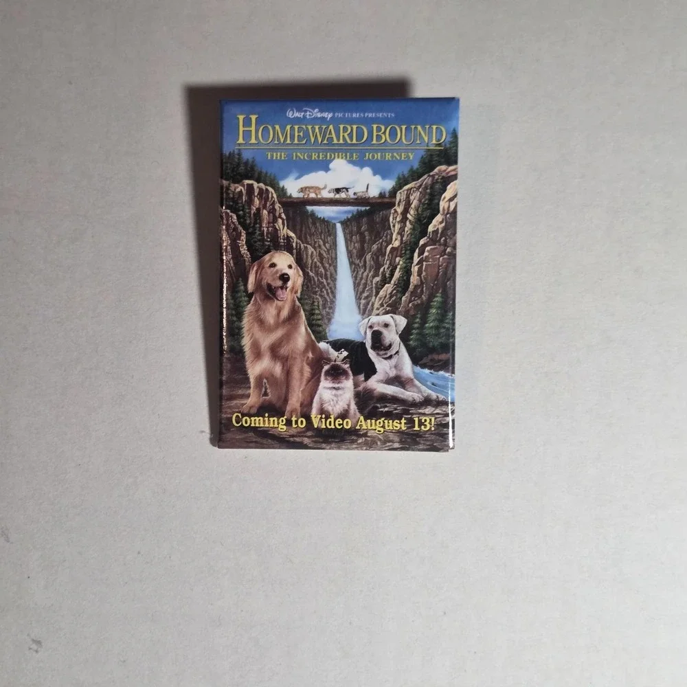 Vintage 1993 Disney Homeward Bound Movie Video Promo Pinback Button Badge Dogs